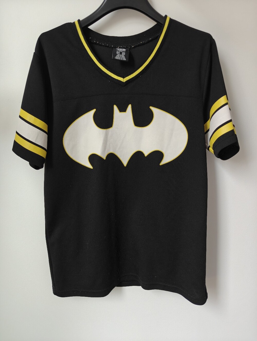 Vintage Batman #00 Hockey Jersey Burton Michael Keaton Joker DC Comics